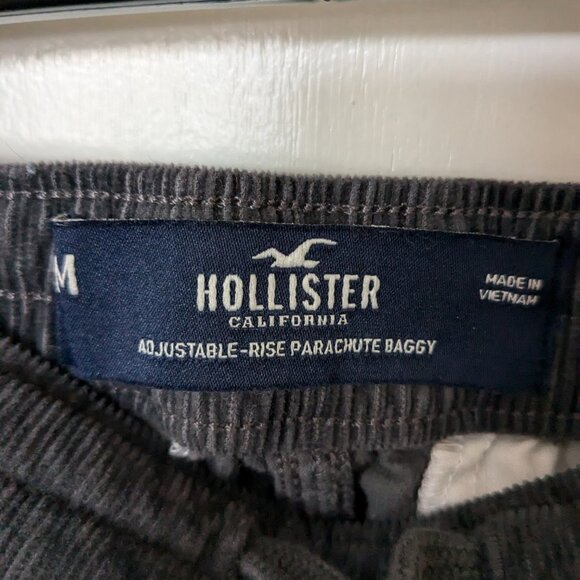 Bundle of Hollister corduroy wide leg or joggers style pants, sz med - Picture 5 of 9